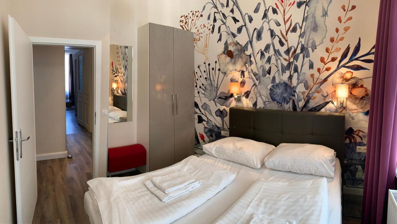 Apartament Kh Universitaet *