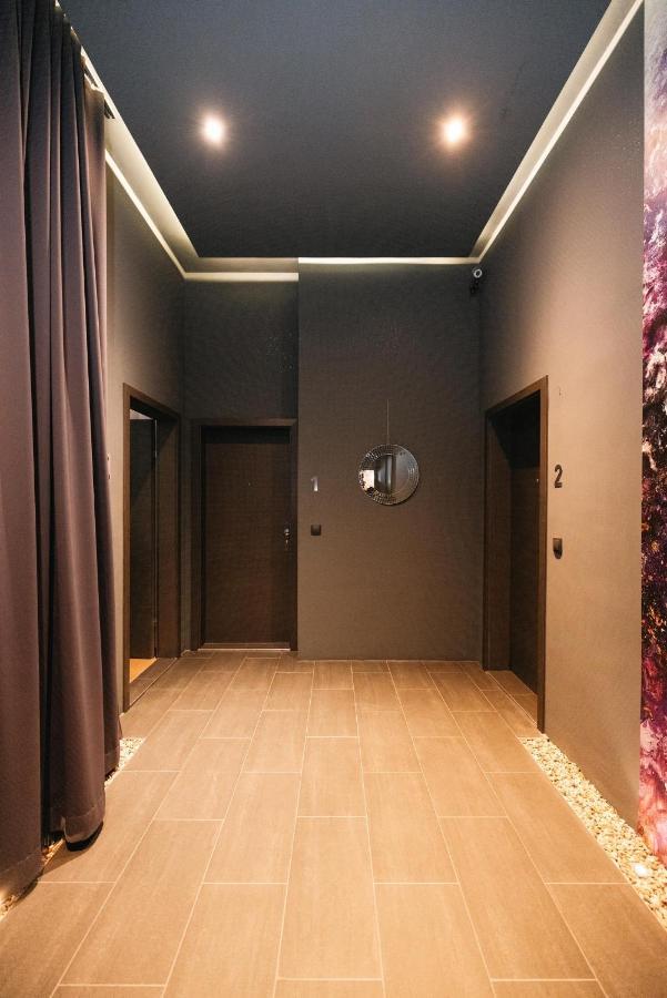 Apartament Kh Universitaet *